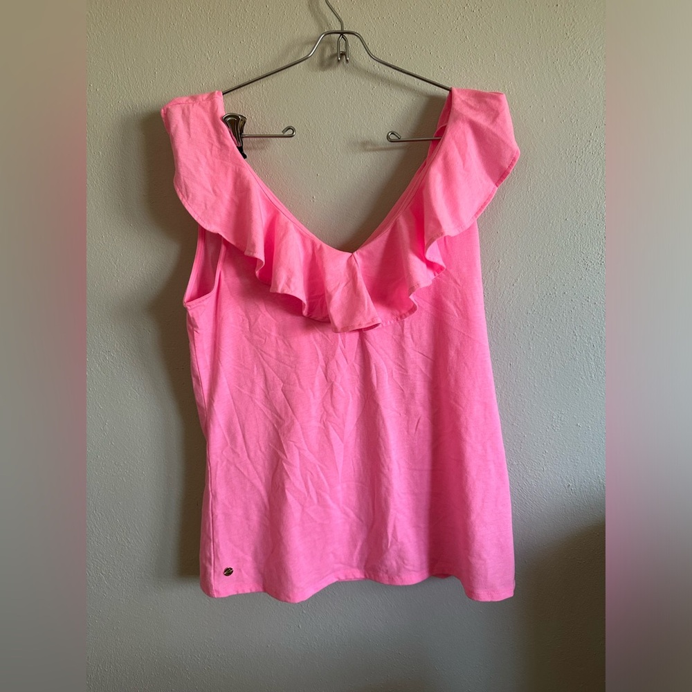 Lilly Pulitzer ruffle sleeveless top 💕 Medium 💕
